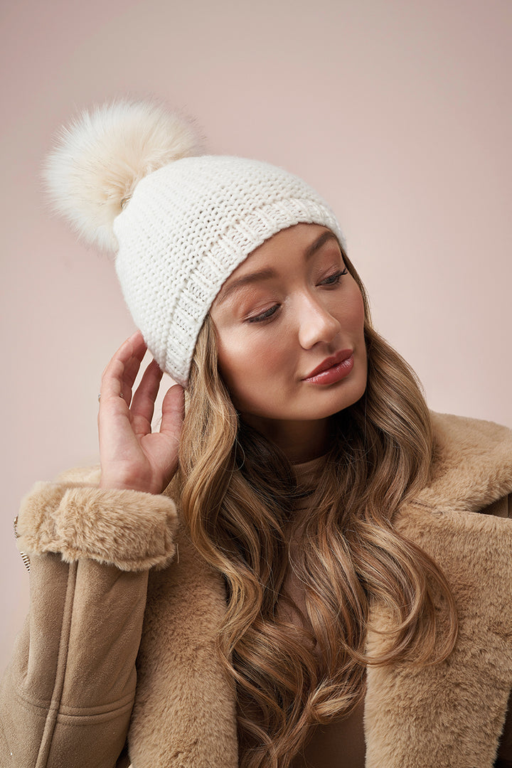 Rowan MODE at Rowan - Soft Boucle & Merino Aria Patterns - Beanie - PDF Download - Extra Image