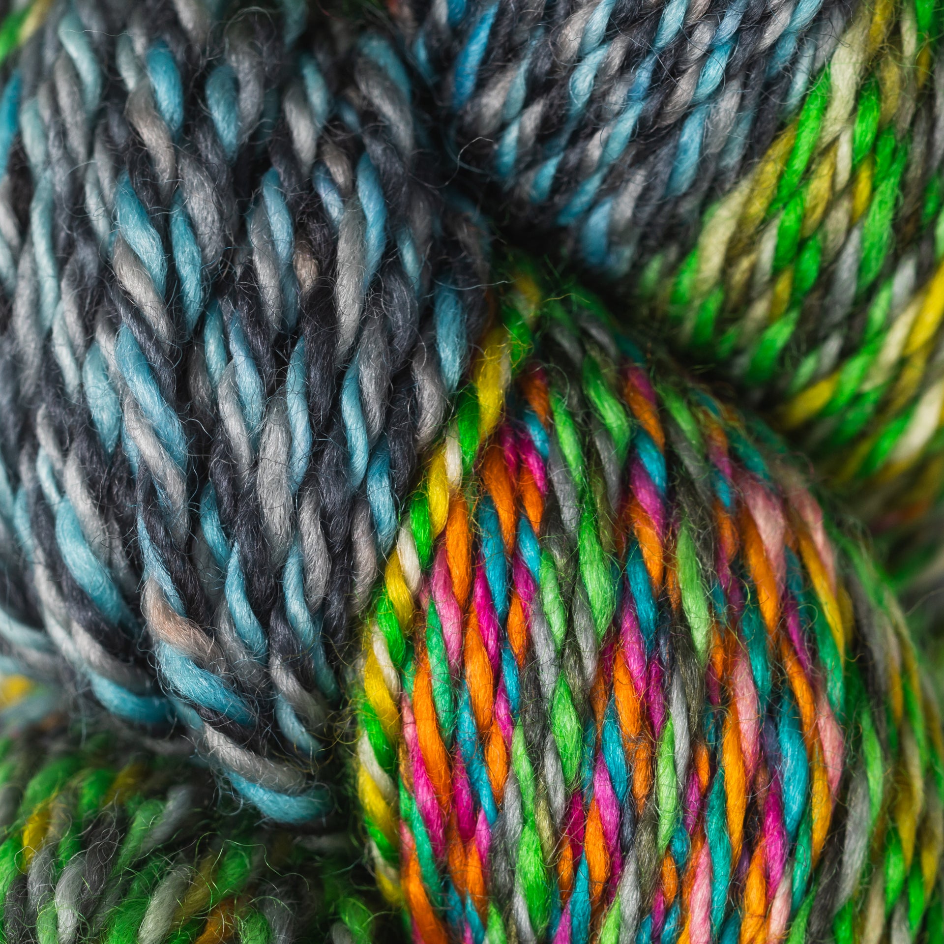 Urth Yarns Spiral Grain Yarn - Hibiscus
