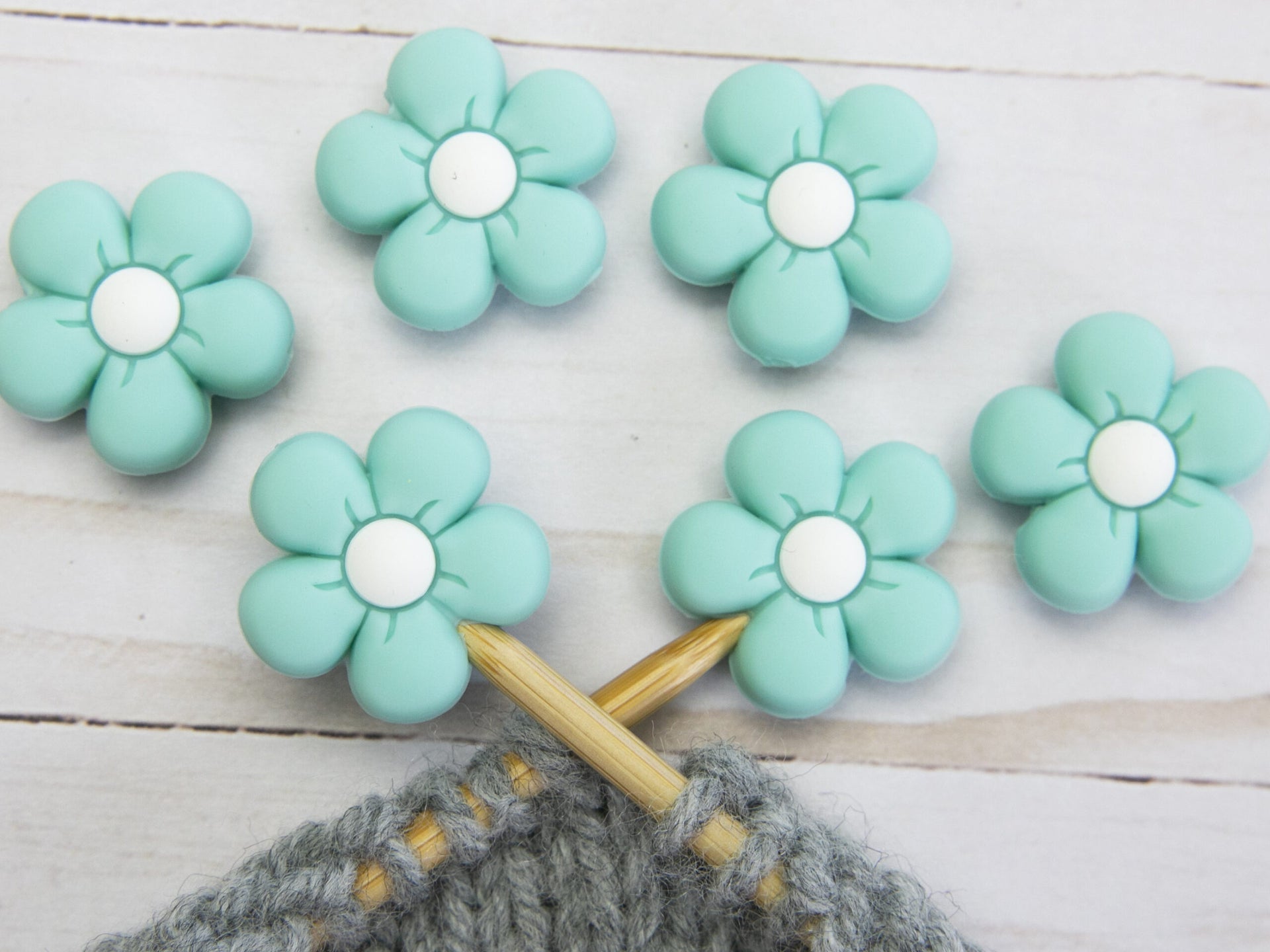 Fox & Pine Stitches Stitch Stoppers/ Point Protector - Mint Flower
