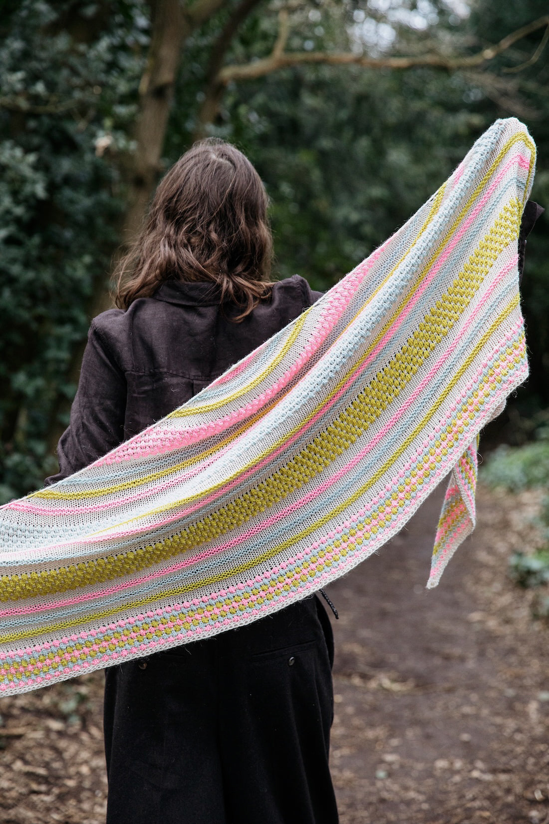 Laine Magazine Olga Putano Books - Field Notes: 20 Textured Knits