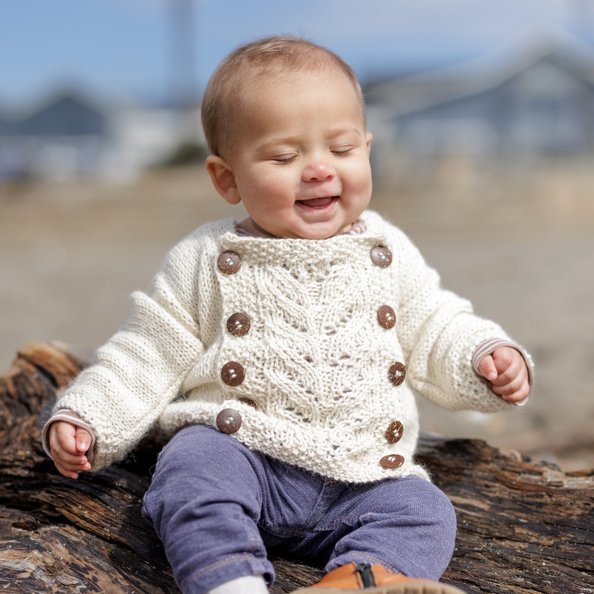 Yarn Citizen Paperwhite Cardi Kit
