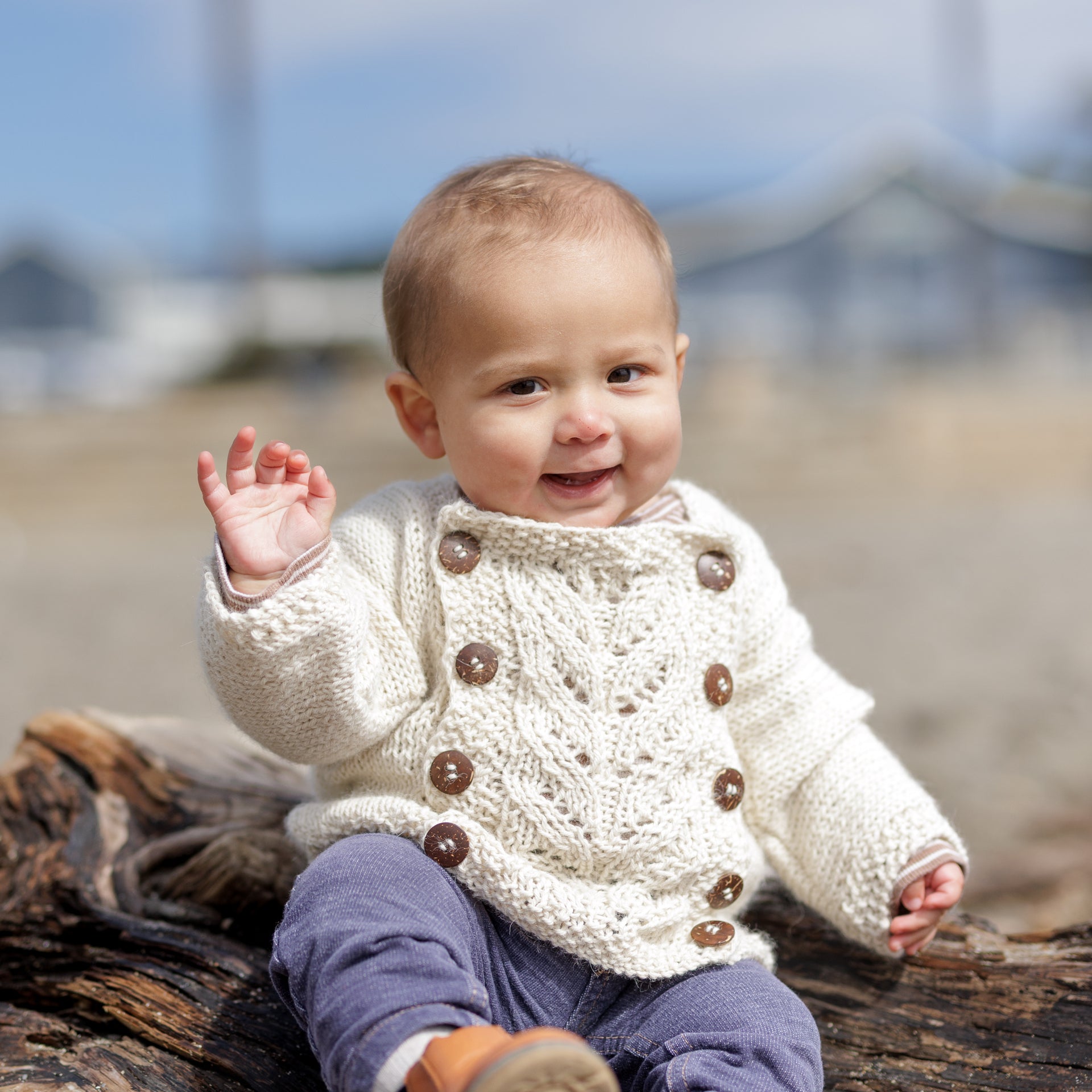 Yarn Citizen Paperwhite Cardi Kit