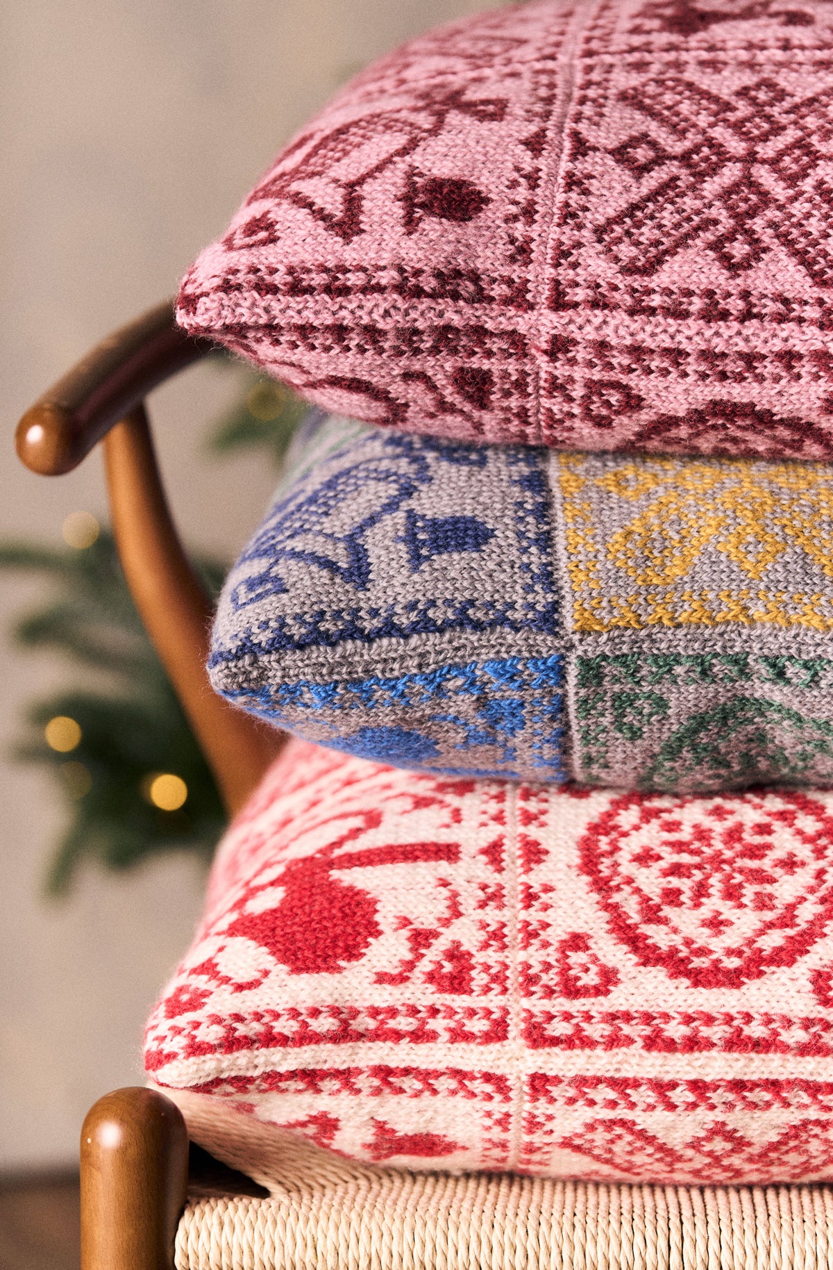 Rowan ARNE & CARLOS Juleteppe KAL Cushion Kit
