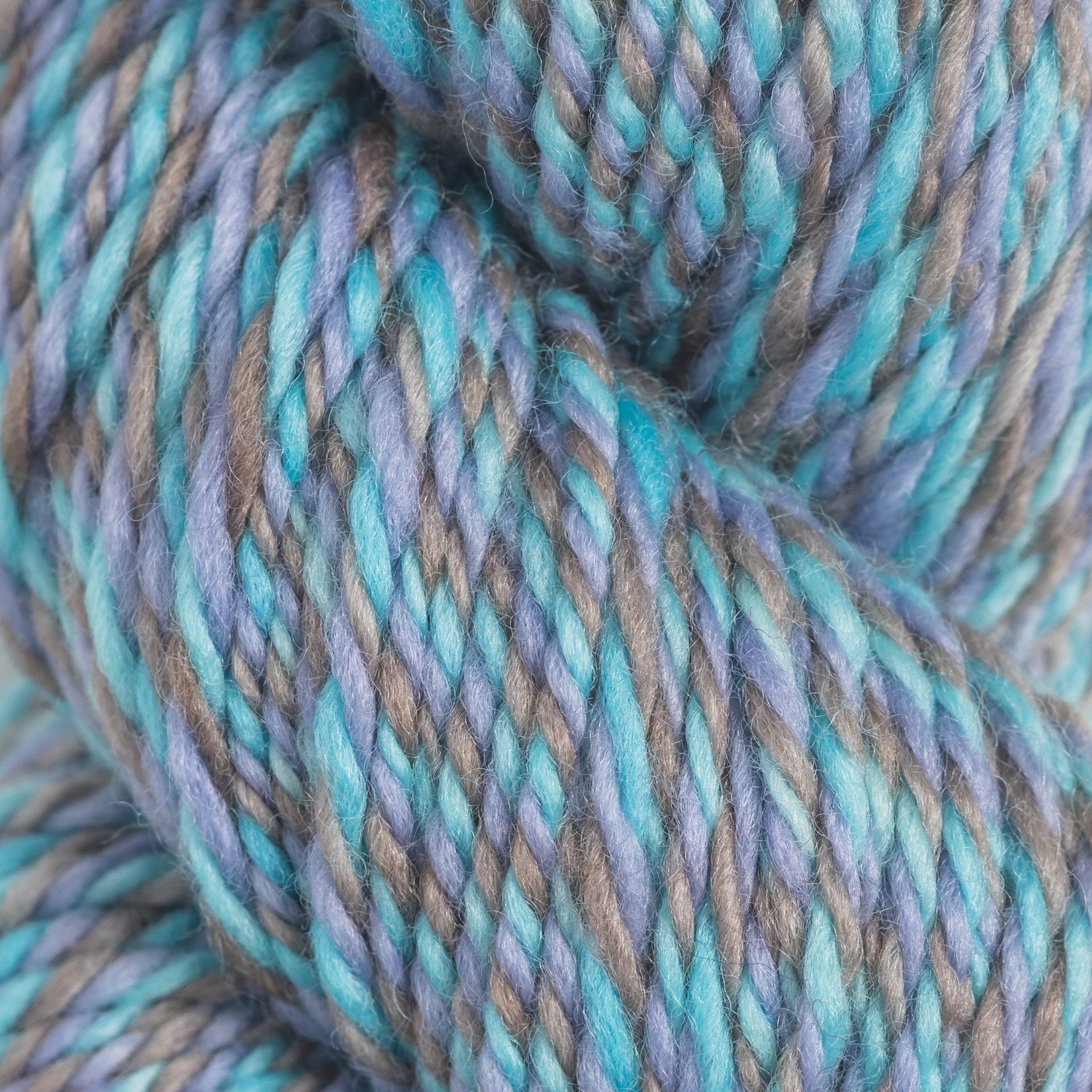 Urth Yarns Spiral Grain Light Worsted Yarn - Acai
