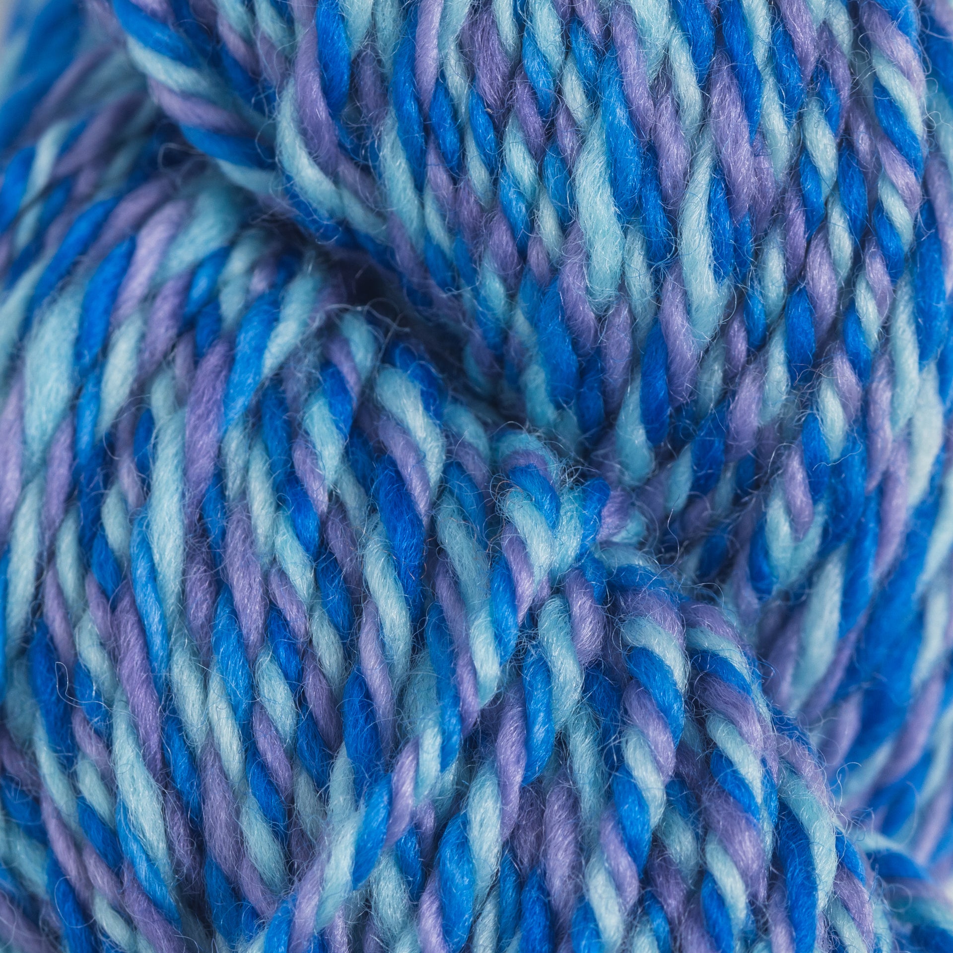 Urth Yarns Spiral Grain Light Worsted Yarn - Damson
