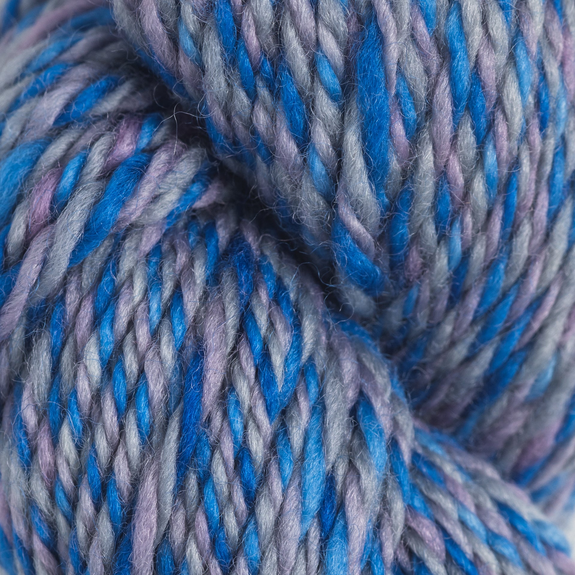 Urth Yarns Spiral Grain Light Worsted Yarn - Plum
