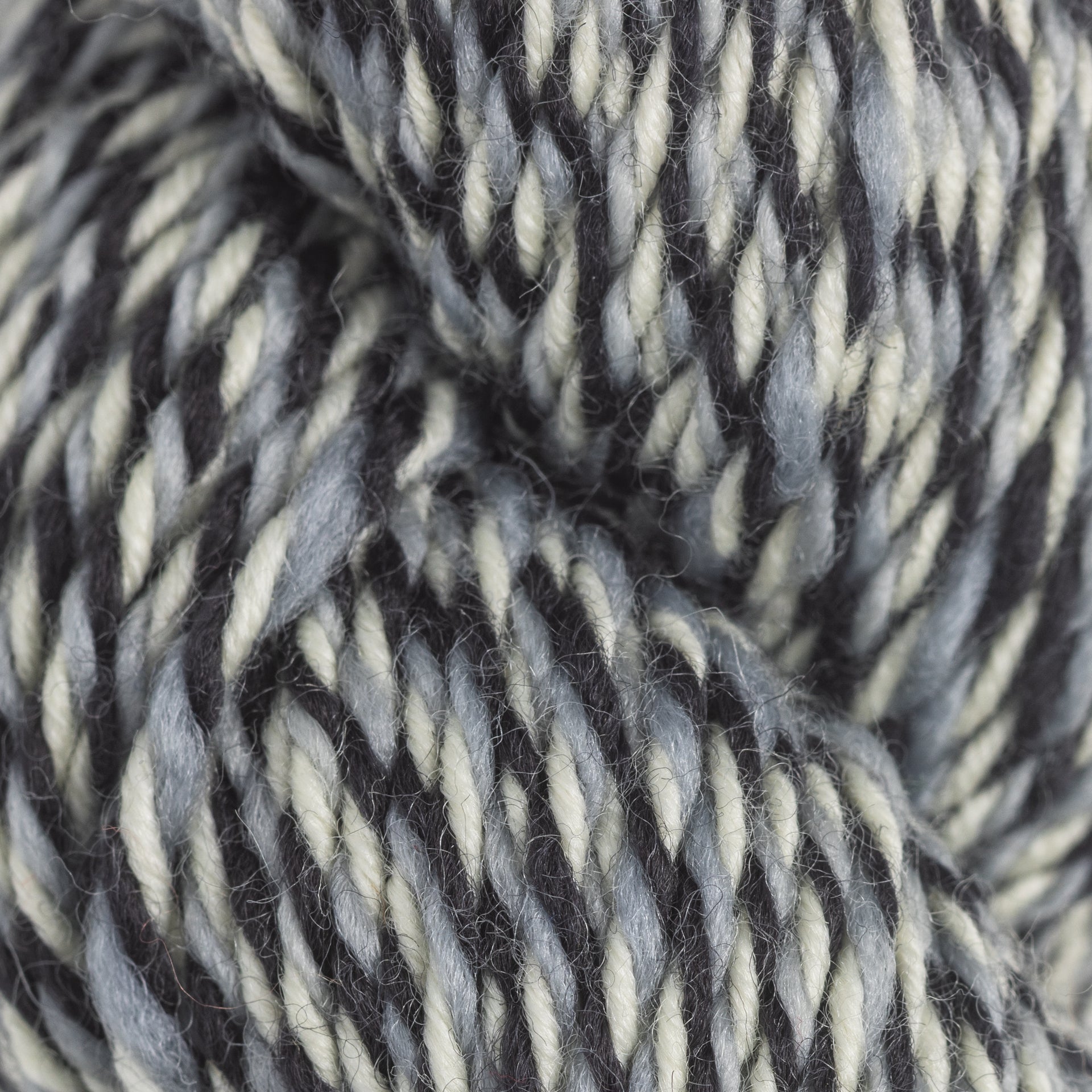 Urth Yarns Spiral Grain Light Worsted Yarn - Poppyseed
