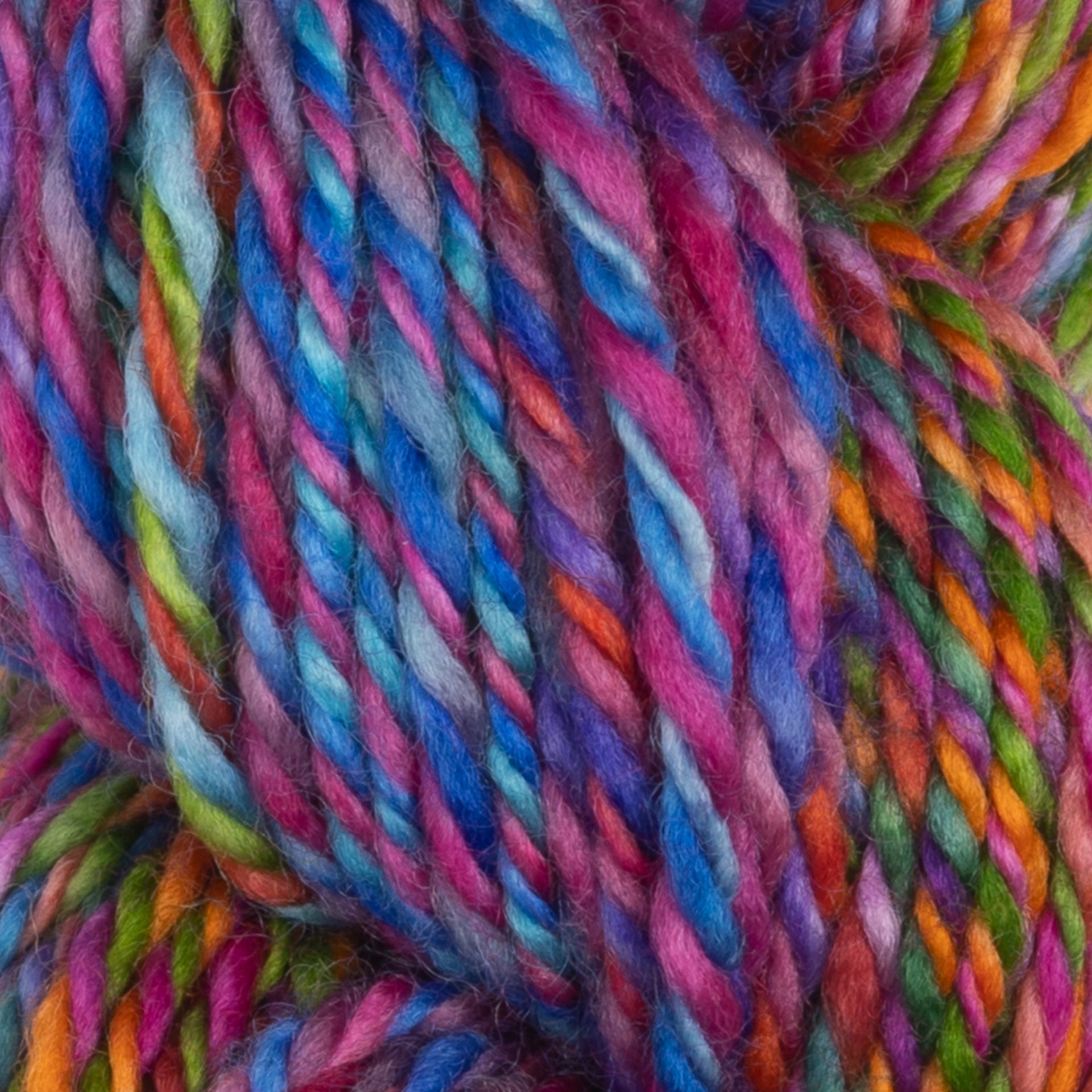 Urth Yarns Spiral Grain Light Worsted Yarn - Guava
