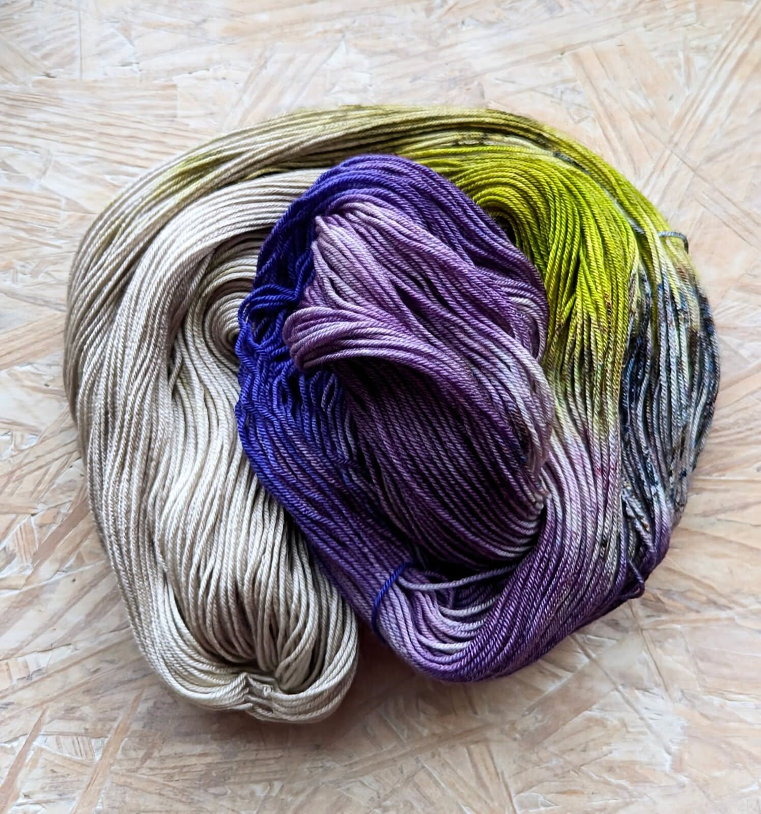 Dawn Barker Silky Quatro Yarn - Desert Hoedown
