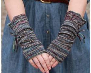 knitted gauntlets