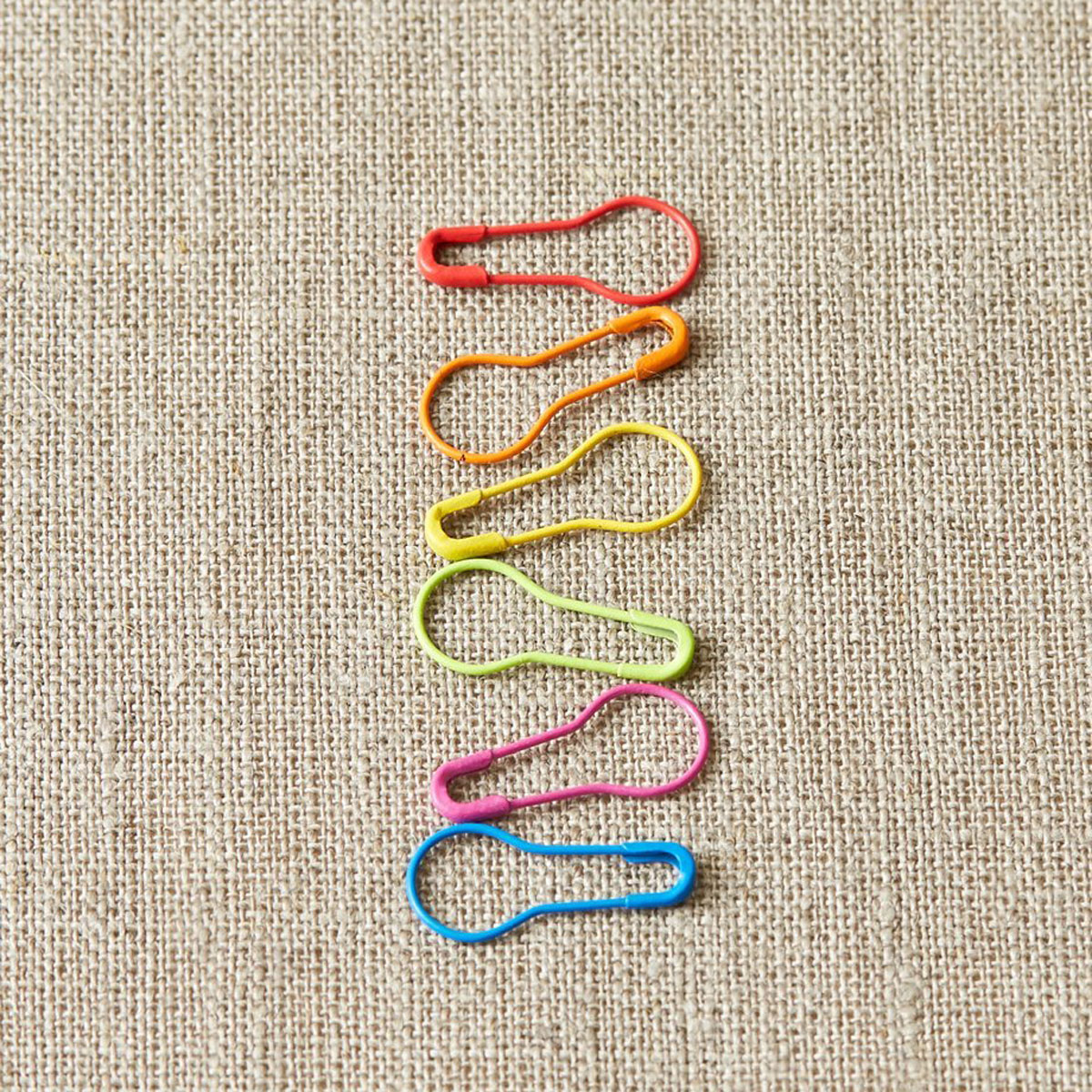 Large Hoops - Colorful Stitch Marker Sample Pack - 100 18 gauge 10, 11 –  Creating Unkamen